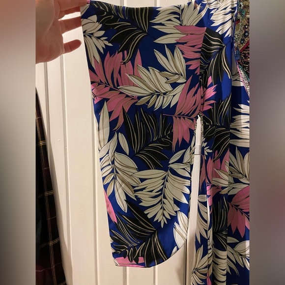 Meghan Los Angeles kimono style dress-small NWT - Picture 2 of 10